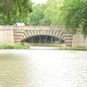 Nog zo'n fraaie brug over het kanaal. Dit is de Pont-Neuf bij Le Somail