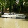  Onze boot langs de oever in Ventenac-en-Minervois