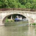Tientallen bruggen zoals deze zijn er over het kanaal. Dit is de Ventenac d'Aude brug bij Ventenac-en-Minervois
